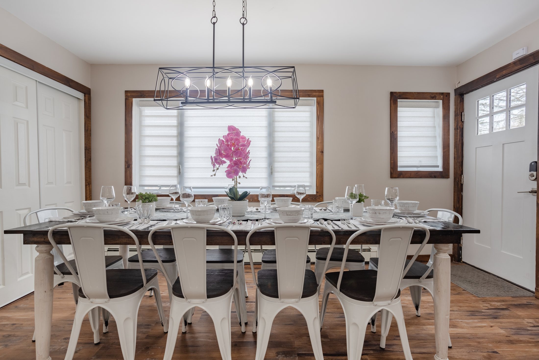 Aurora Abodes property photo 4